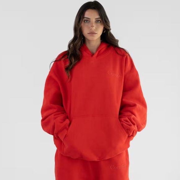 Comfrt Size M Minimalist Hoodie Crimson Red‎ Oversized Loungewear Weighted NWT - Picture 1 of 8